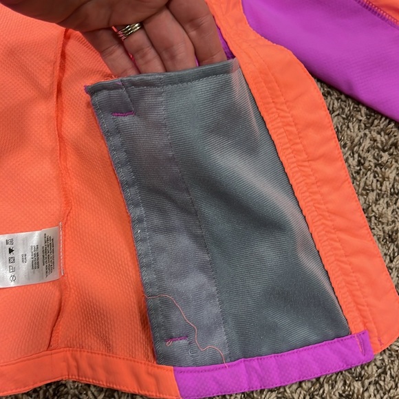 COLUMBIA windbreaker/rainjacket 💜 - Picture 7 of 9